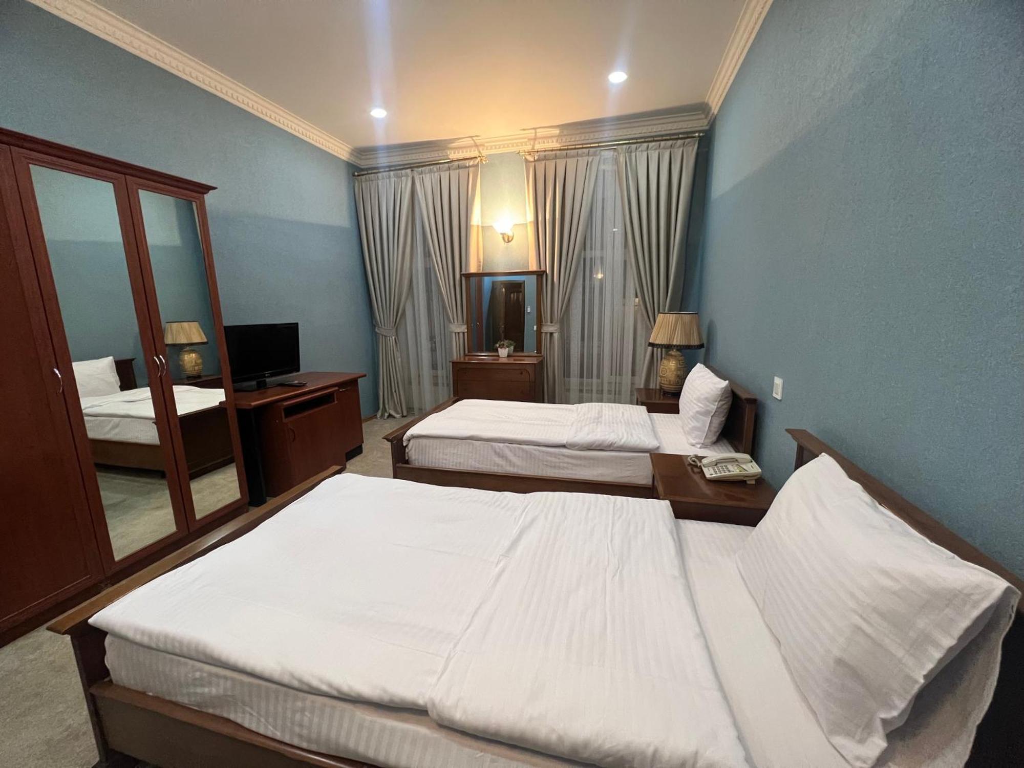 Swan Hotel Баку Екстер'єр фото
